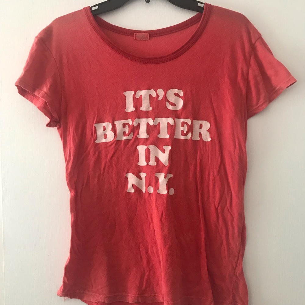 BRANDY MELVILLE T-SHIRT